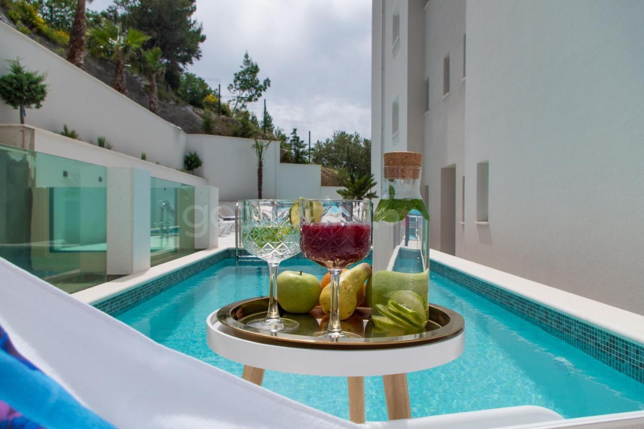 Villa Smaragd - Opal - Luxury Apt With Shared Pool And Private Hot Tub มาคาร์สกา ภายนอก รูปภาพ